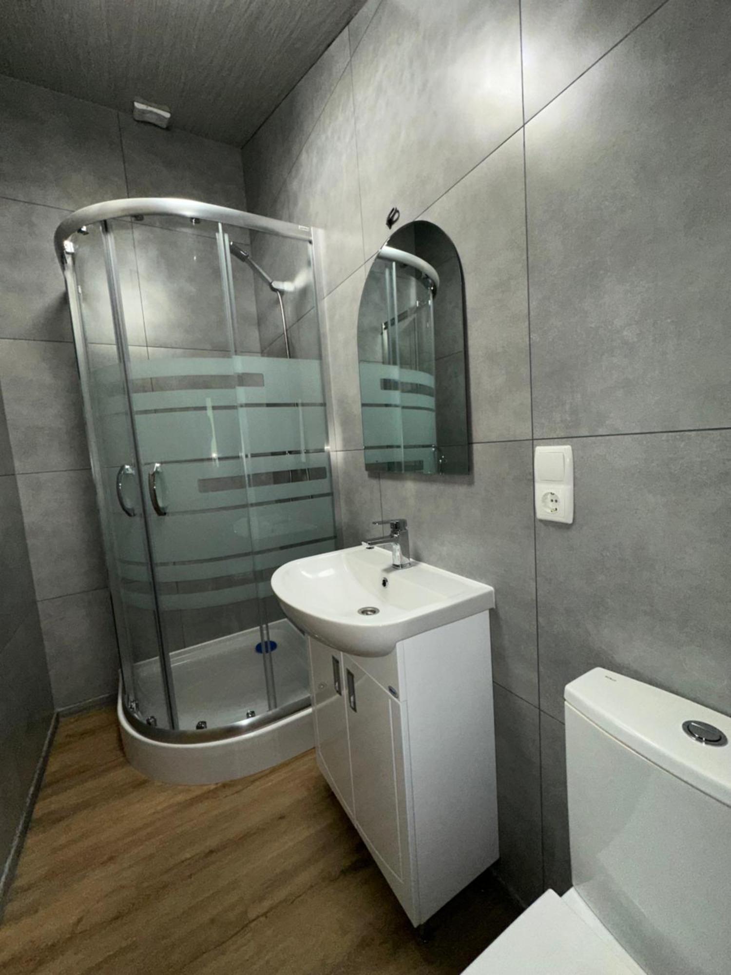 Рада Дараба Hotel Krasnik Eksteriør billede