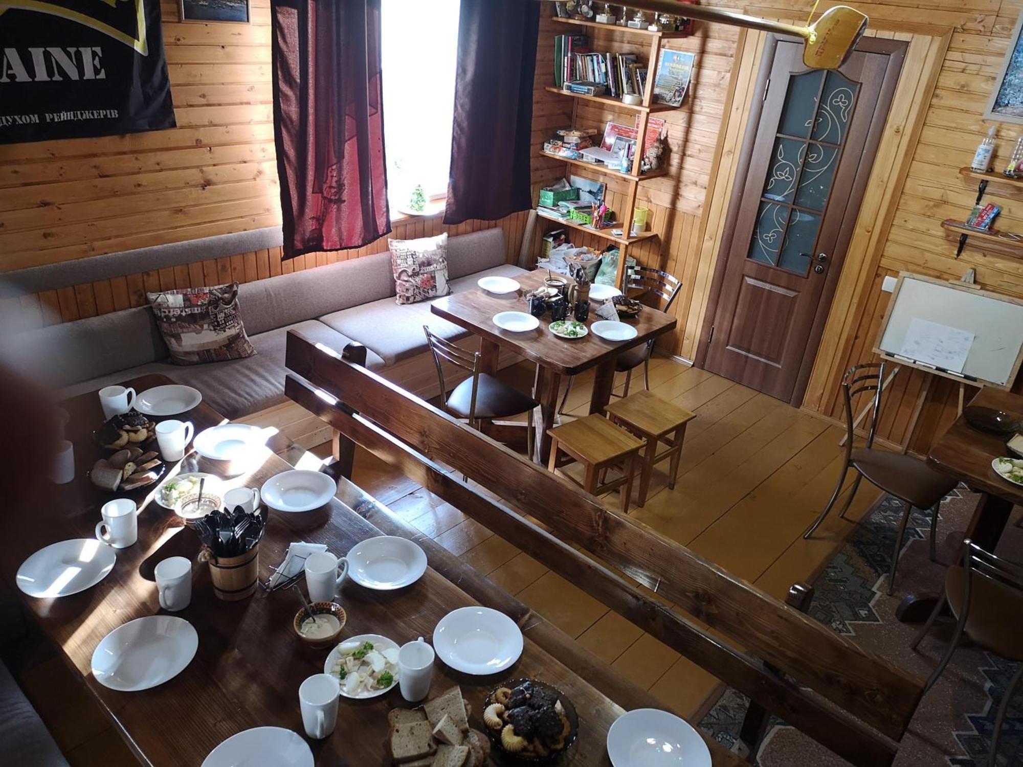 Рада Дараба Hotel Krasnik Eksteriør billede