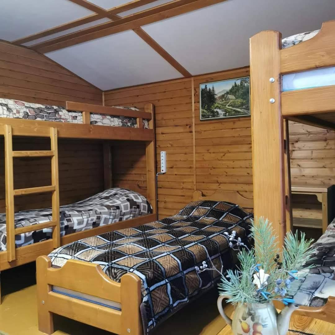 Рада Дараба Hotel Krasnik Eksteriør billede