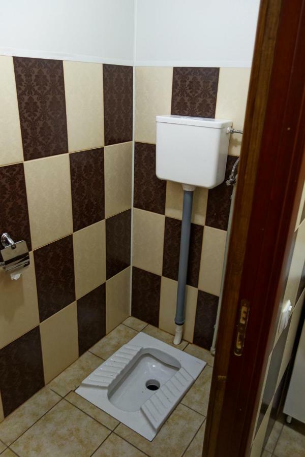 Рада Дараба Hotel Krasnik Eksteriør billede