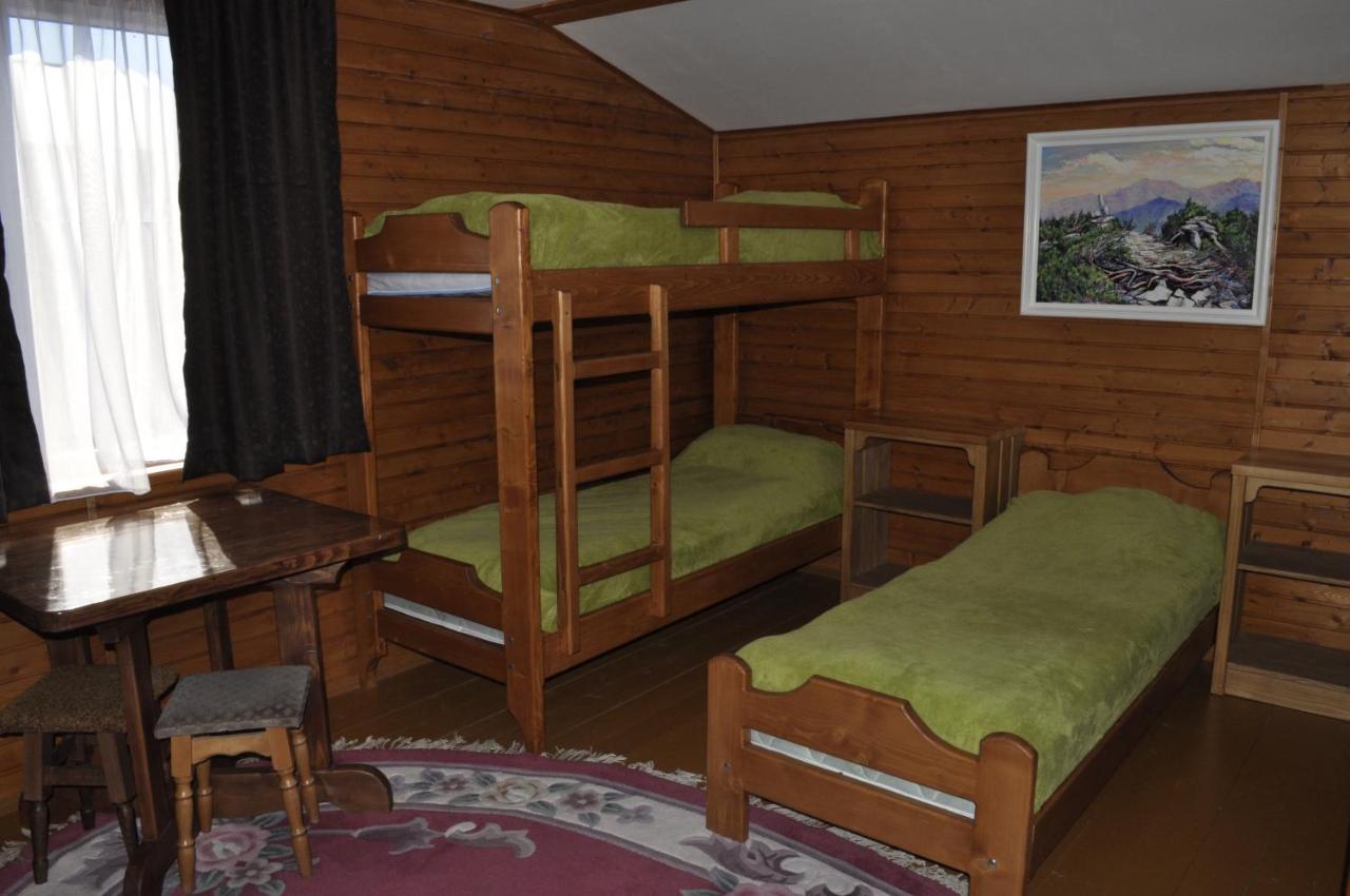 Рада Дараба Hotel Krasnik Eksteriør billede